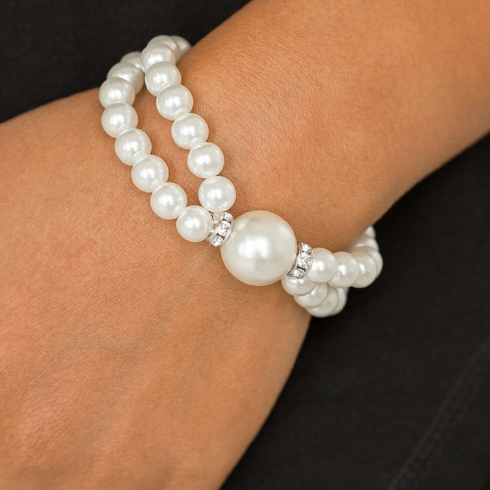 Romantic Redux white stretch bracelet
